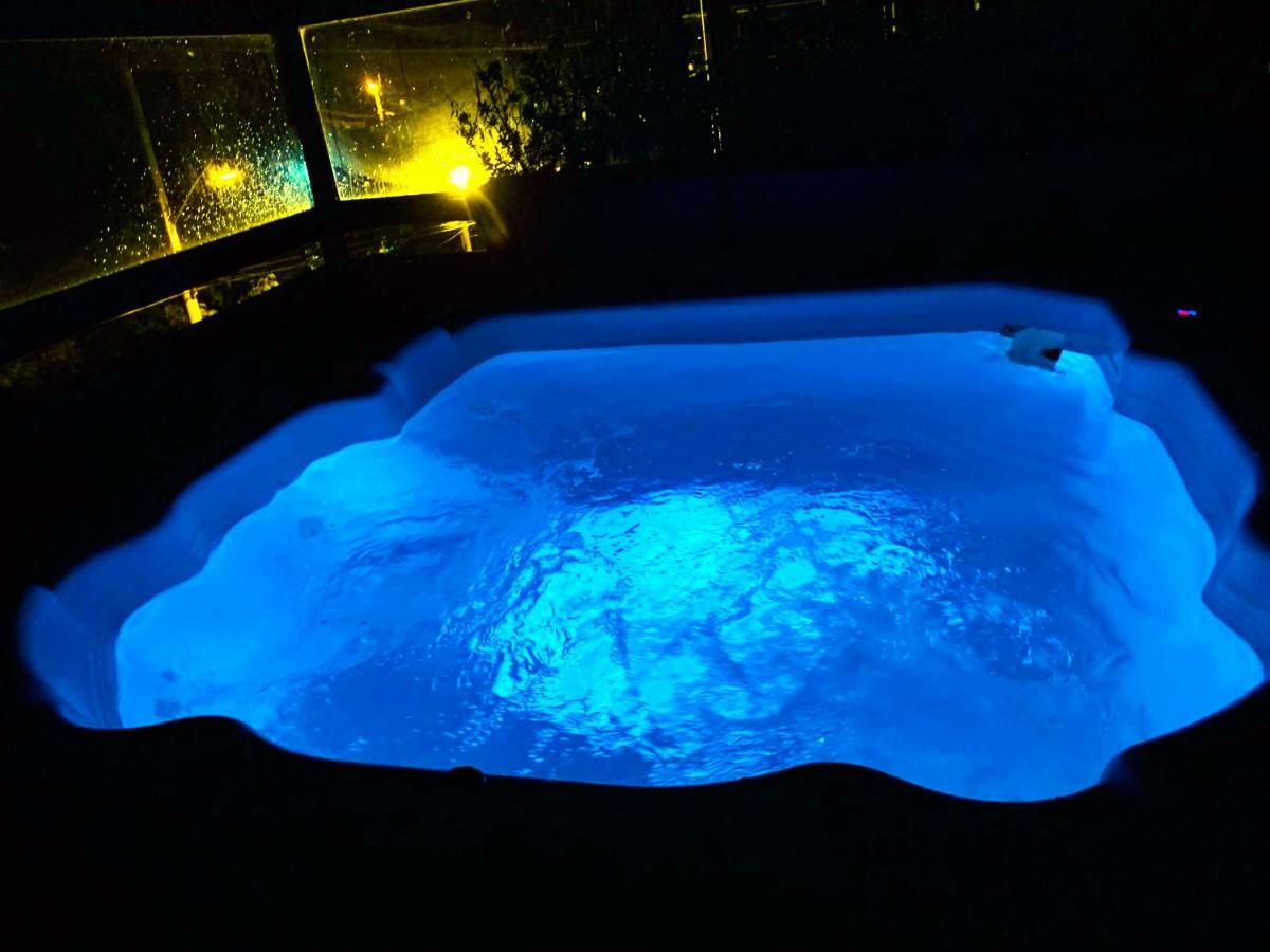 Duplex Com Hidromassagem - Praia Do Forte Exterior foto